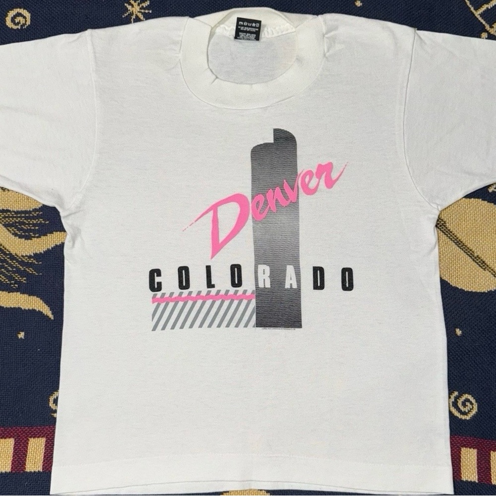 Vintage 80s Denver Colorado T-Shirt Women’s Size Medium Vacation